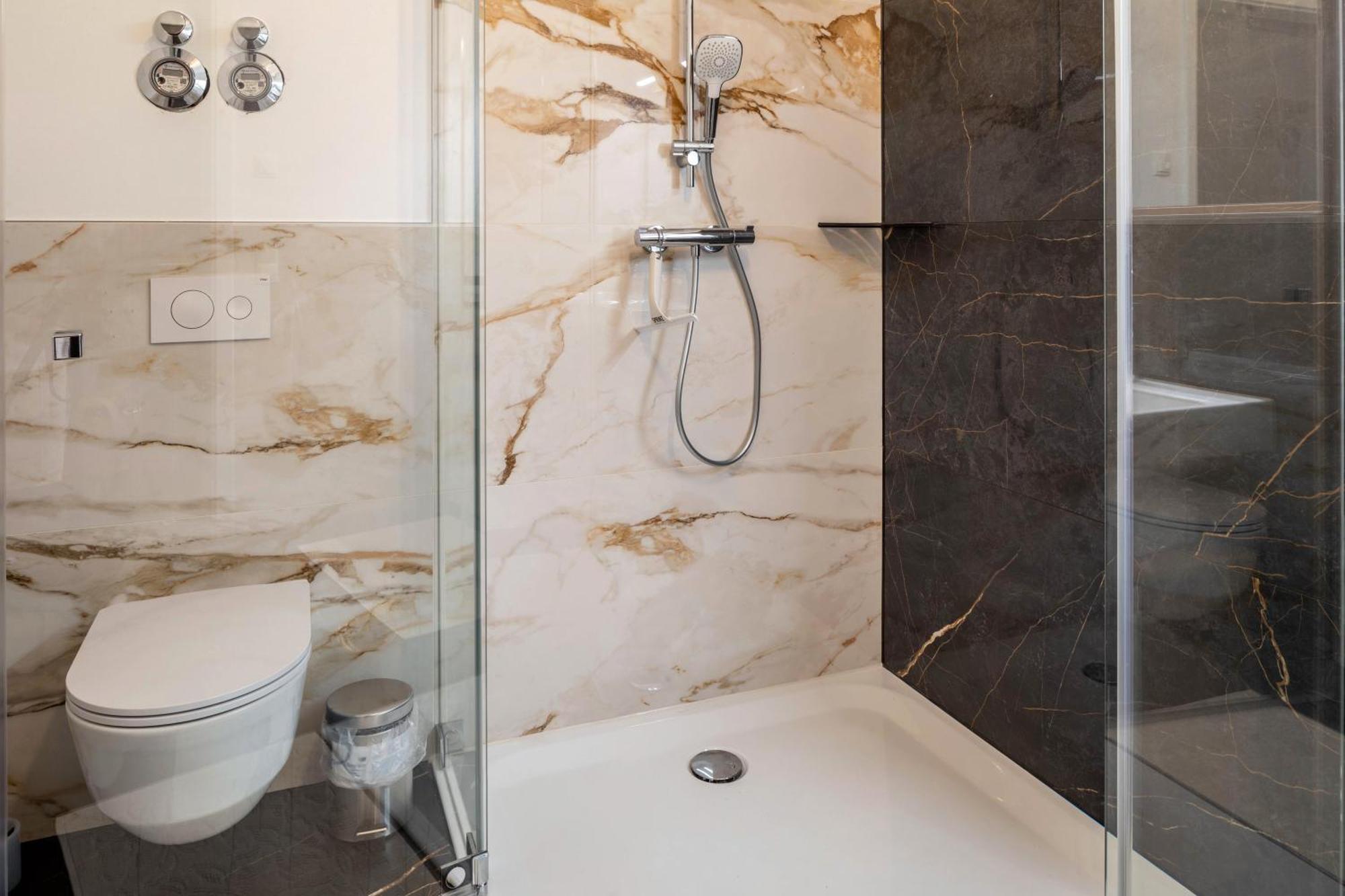 Felsenkeller Appartements Waldkirch Dış mekan fotoğraf
